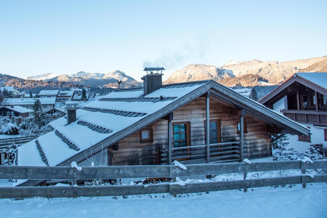ホテル Alpenhaus Oberstdorf - Bergbahn Unlimited Inklusive エクステリア 写真