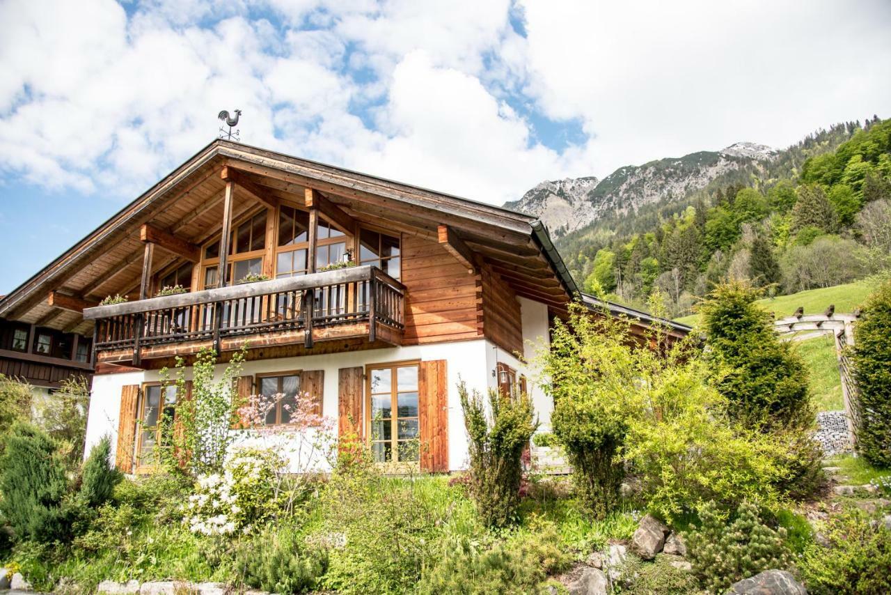 ホテル Alpenhaus Oberstdorf - Bergbahn Unlimited Inklusive エクステリア 写真